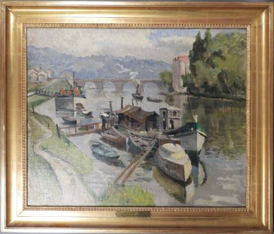 un tableau représentant un homme debout à côté d'un bateau sur l'eau