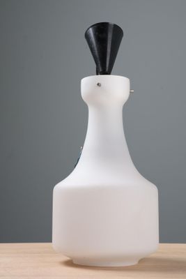 TARGETTI SANKEY éditeur. Suspension en verre opalin et PVC n…