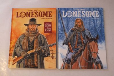 deux livres intitulés « Lonesome » et « Lonesome » posés sur la table