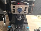 a coffee machine that is sitting on a table