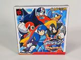 Sur la boîte du jeu, on voit une illustration de Sonic the Hedge et d'autres personnages
