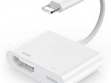 une image montrant un gros plan d'un adaptateur USB vers HDMI