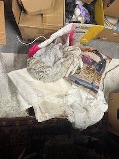 Lot de linge, draps et crochet