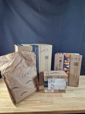 Lot de 4 colis Mystere (Retour Amazon,NPAI, Adresse incomplete, Destoc - Photo 1