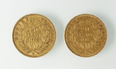 deux pièces d'or, dont l'une est un souverain et l'autre un souverain