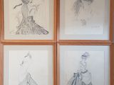 quatre dessins encadrés représentant des femmes en robe sont exposés