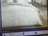 a picture of a picture of a bed in a box