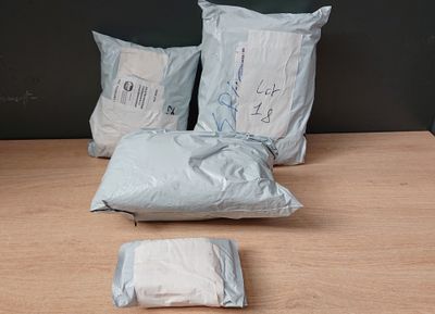 Lot de 4 colis Mystere (Retour Amazon,NPAI, Adresse incomple…