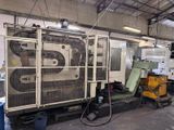 une machine qui se trouve à l'intérieur d'un bâtiment