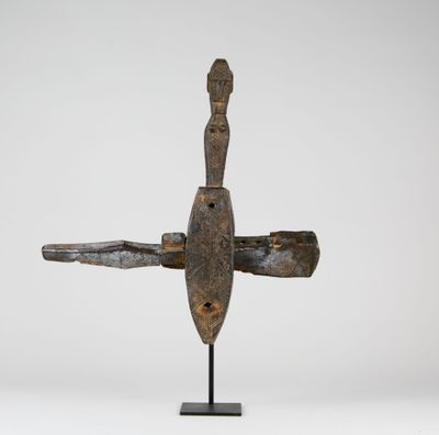 Grande serrure de porte Bambara en bois sculpté ancienne sur…