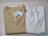 deux paires de pantalons kaki pour homme, encore étiquetés