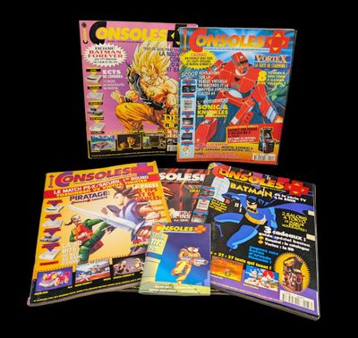 Lot de 5 magazines Consoles+ ainsi qu'un guide Spécial Tips Console+.  - Photo 1