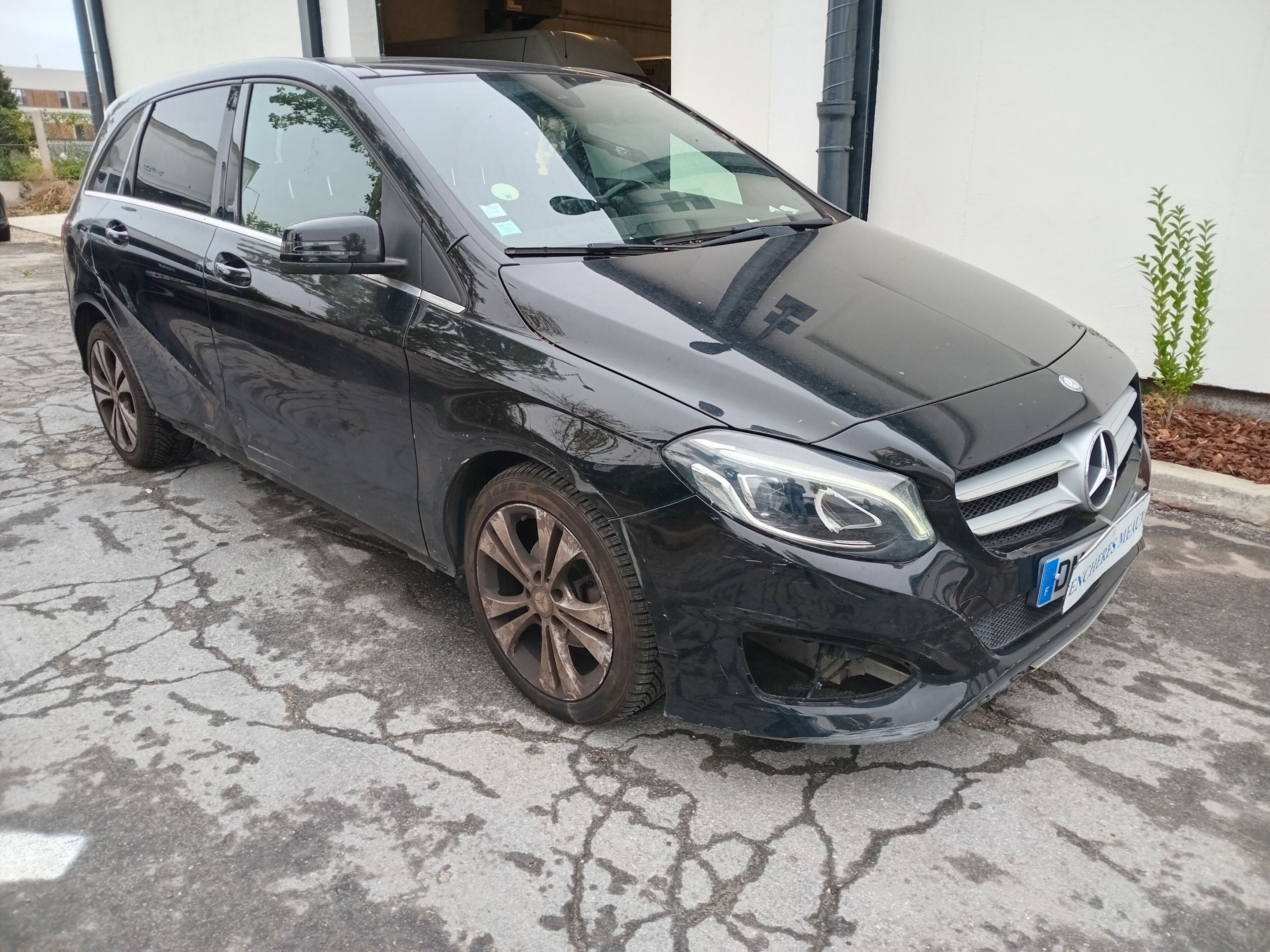MERCEDES-BENZ CLASSE B 180 - Genre : VP - Carrosserie : BREA…