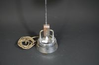 Pied de lampe articulé en métal chromé. (photo 3)