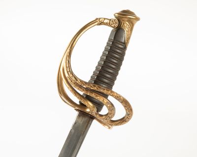 une image représentant une épée surmontée d'un serpent