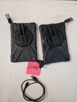 2 tablettes tactiles avec coque renforcée (pas de chargeur) (photo 2)