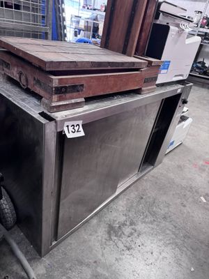 Un module maintien au chaud inox encastrable KOMAT