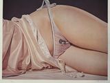 une peinture représentant une femme allongée sur un lit