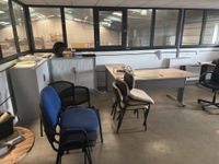 Lot de mobilier comprenant : (photo 2)