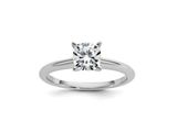 bague de fiançailles en or blanc ornée d'un diamant rond de taille brillant