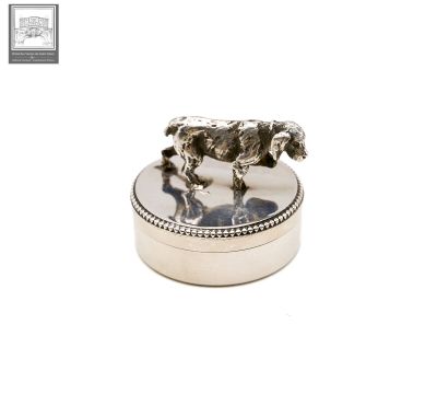 Boite à dent de lait, ronde avec son couvercle, en argent ma…