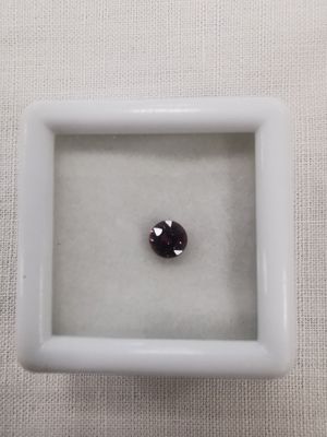 SAPHIR pinkish purple VS Madagascar rond 4,2 0,43ct