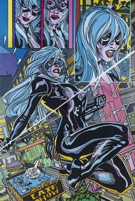 la couverture d'une bande dessinée représentant une femme vêtue d'une combinaison noire moulante