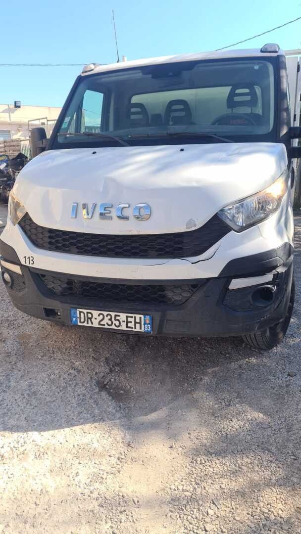 IVECO 35C15 - Genre : CTTE - Carrosserie : BENNE - Energie :…
