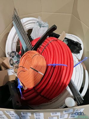 a box full of different types of wires and wires