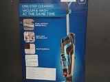 le carton de l'aspirateur sans fil Bissell Crosswave
