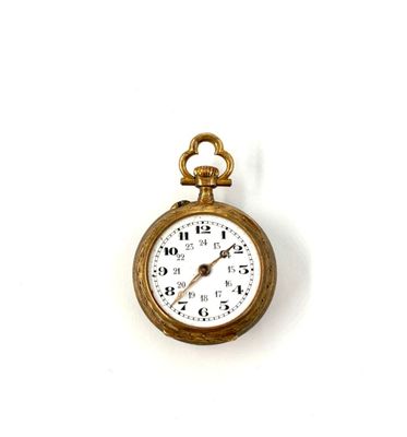 une montre de poche en or avec un cadran blanc sur fond blanc