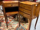 two desks that are sitting on a rug in a room