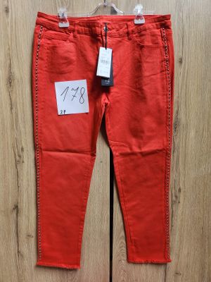Lot de 2 pantalons femme, de la marque 1.2.3, taille 44, coloris rouge
