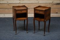 Paire de chevets style Louis XV (l'un dans une autre chambre…