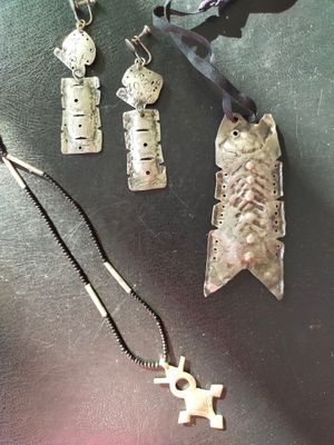 Pendentif poisson en métal et paire de pendent d'oreille, cr…