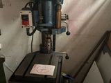 a machine that is sitting on a table in a room