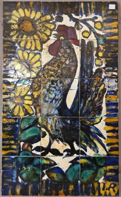 peinture représentant un coq et des fleurs sur un mur carrelé dans une pièce