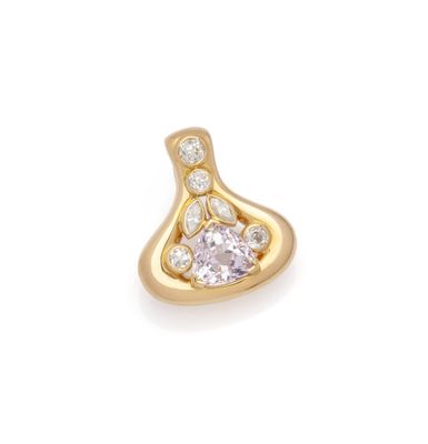 an image of a diamond and yellow gold earring