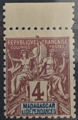 un timbre sur lequel figure l'image d'une femme tenant un drapeau