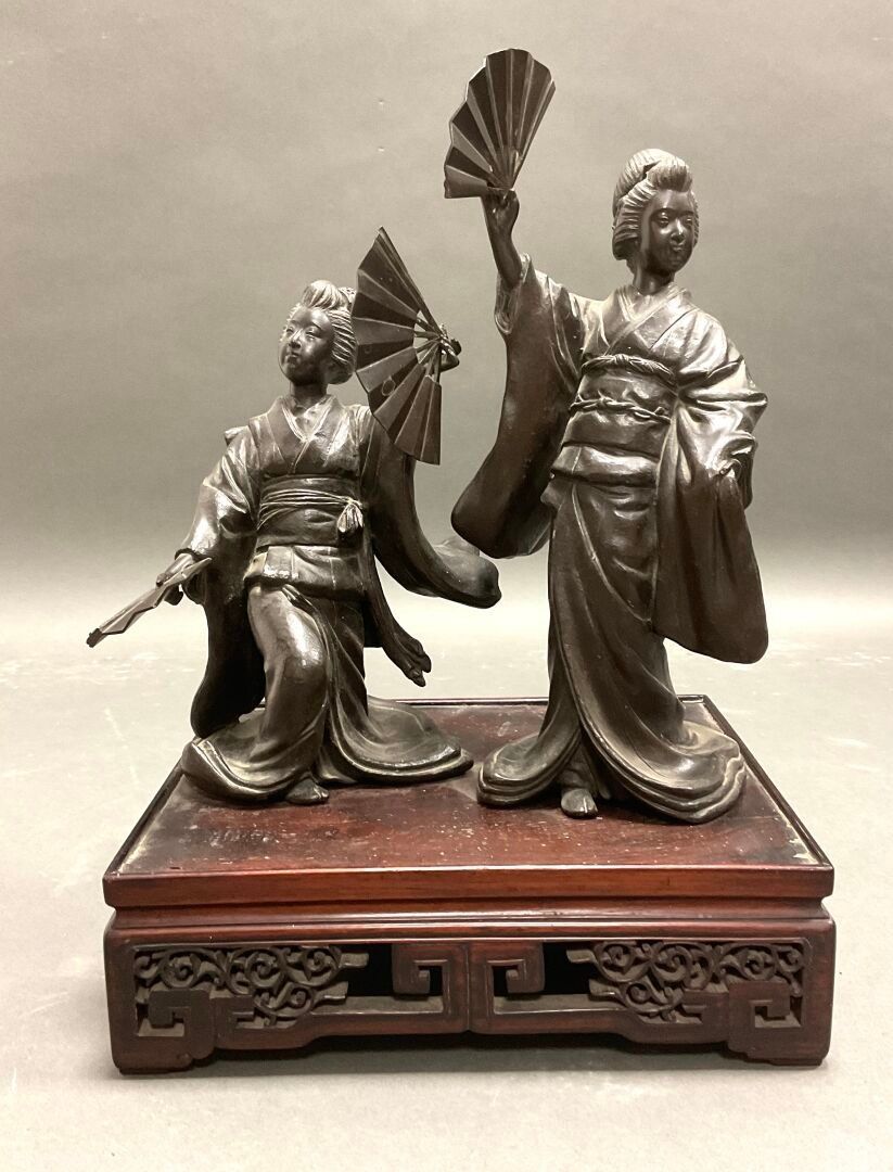 Objets d'art & Curiosités