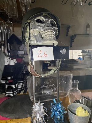 VENTE SUR DESIGNATION - LOT 26 - Décoration sur le thème de …