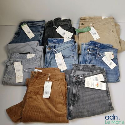 Lot de 8 jeans/pantalons de marque CELIO, diverses tailles -…