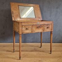 PETITE COIFFEUSE D'HOMME Circa 1800 toutes faces en acajou e… (photo 2)