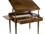 une image d'un bureau avec un tiroir en dessous