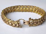 bracelet plaqué or avec un fermoir et un fermoir de sécurité