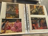 un livre avec des photos de personnes sur une table