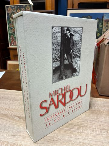 Coffret Michel Sardou intégrale 1965-1995. 16 CD et un livre