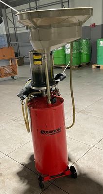 l'image d'une machine installée dans une pièce