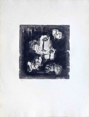 un dessin en noir et blanc représentant un homme assis sur une chaise