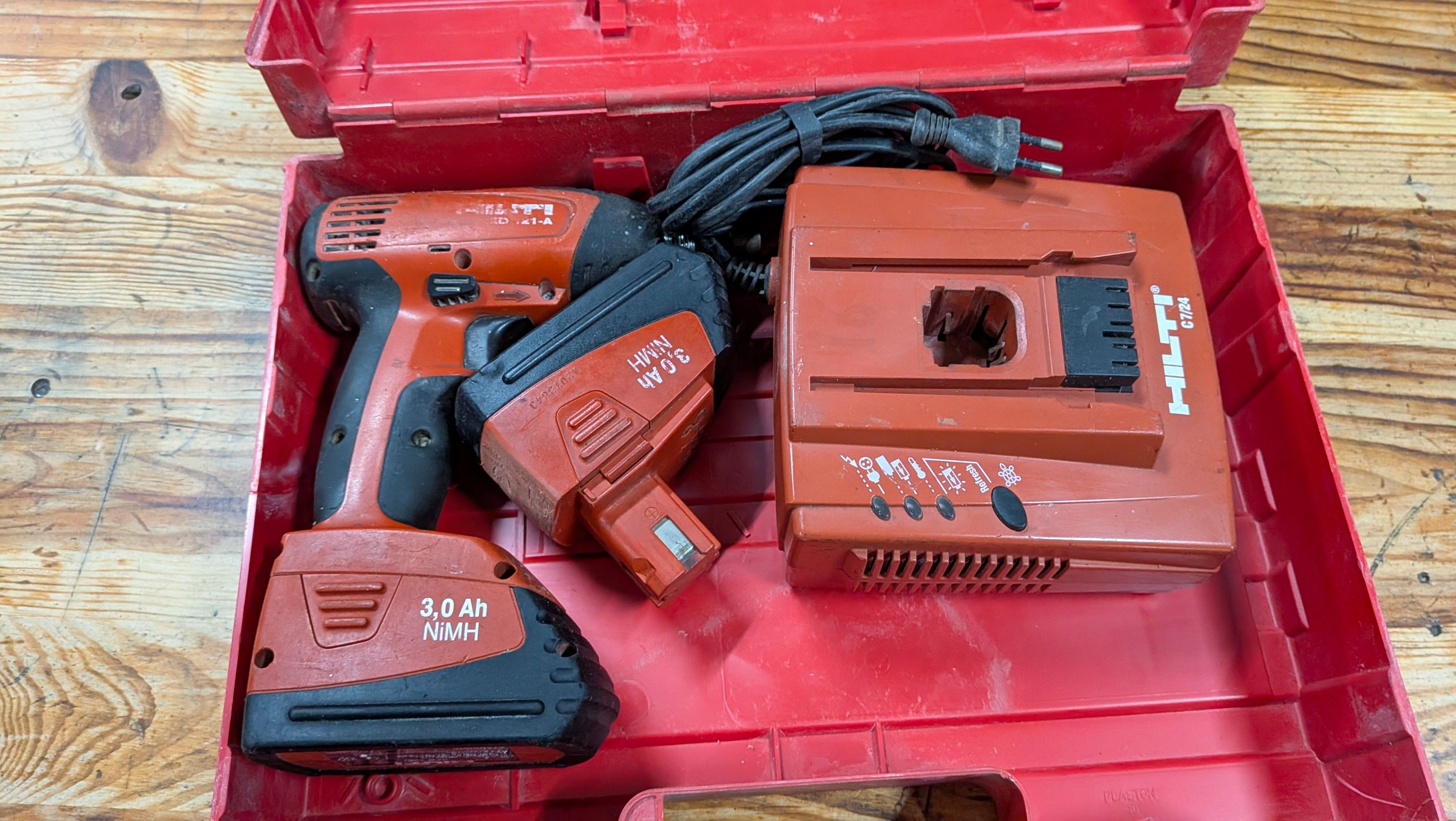 VISEUSE A CHOC HILTI